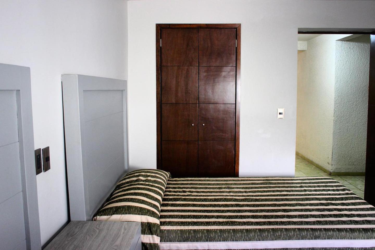Hotel Colon Express Guadalajara Ngoại thất bức ảnh