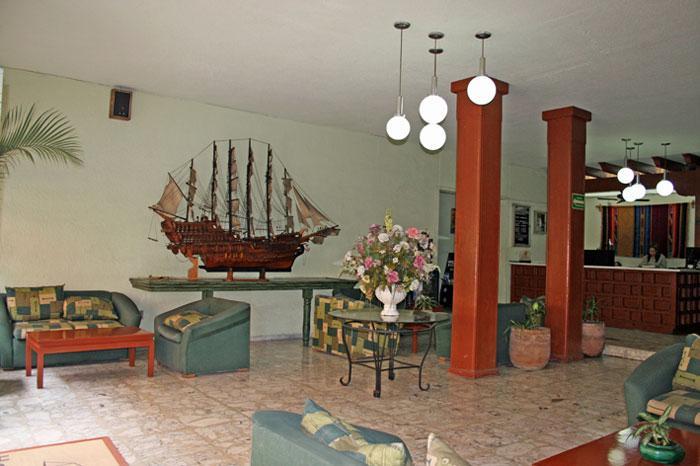 Hotel Colon Express Guadalajara Ngoại thất bức ảnh