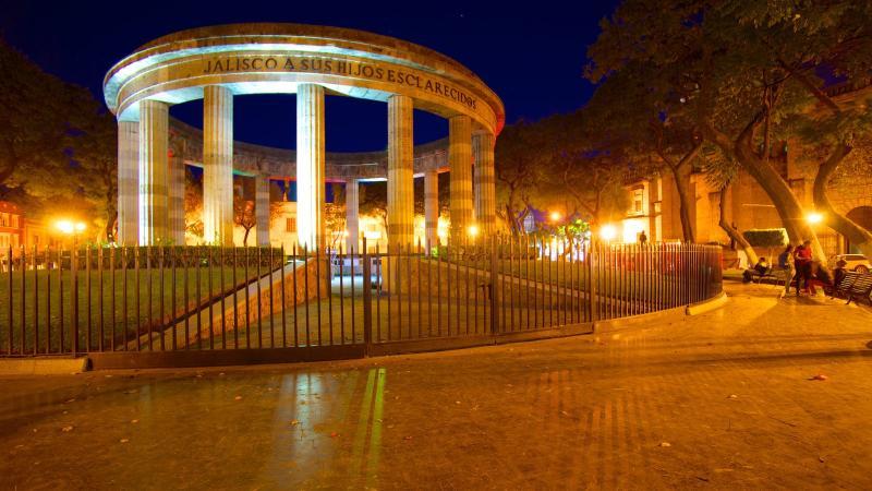 Hotel Colon Express Guadalajara Ngoại thất bức ảnh